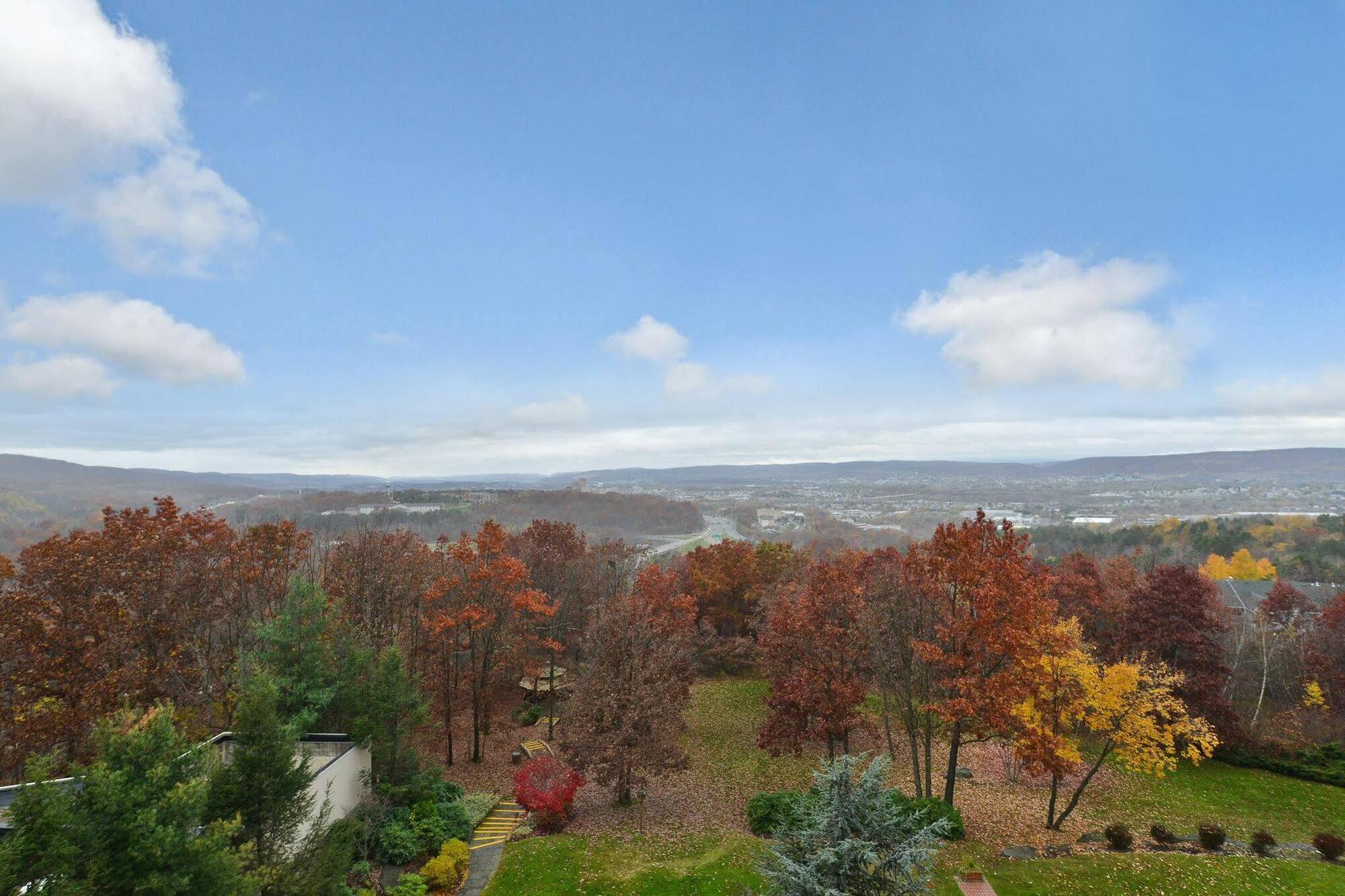 Holiday Inn Wilkes Barre - East Mountain By Ihg Dış mekan fotoğraf